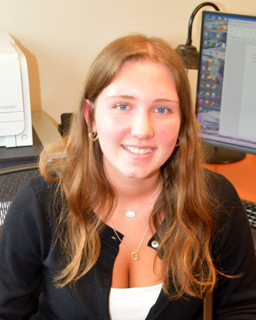 Grace Niemiec, Intern